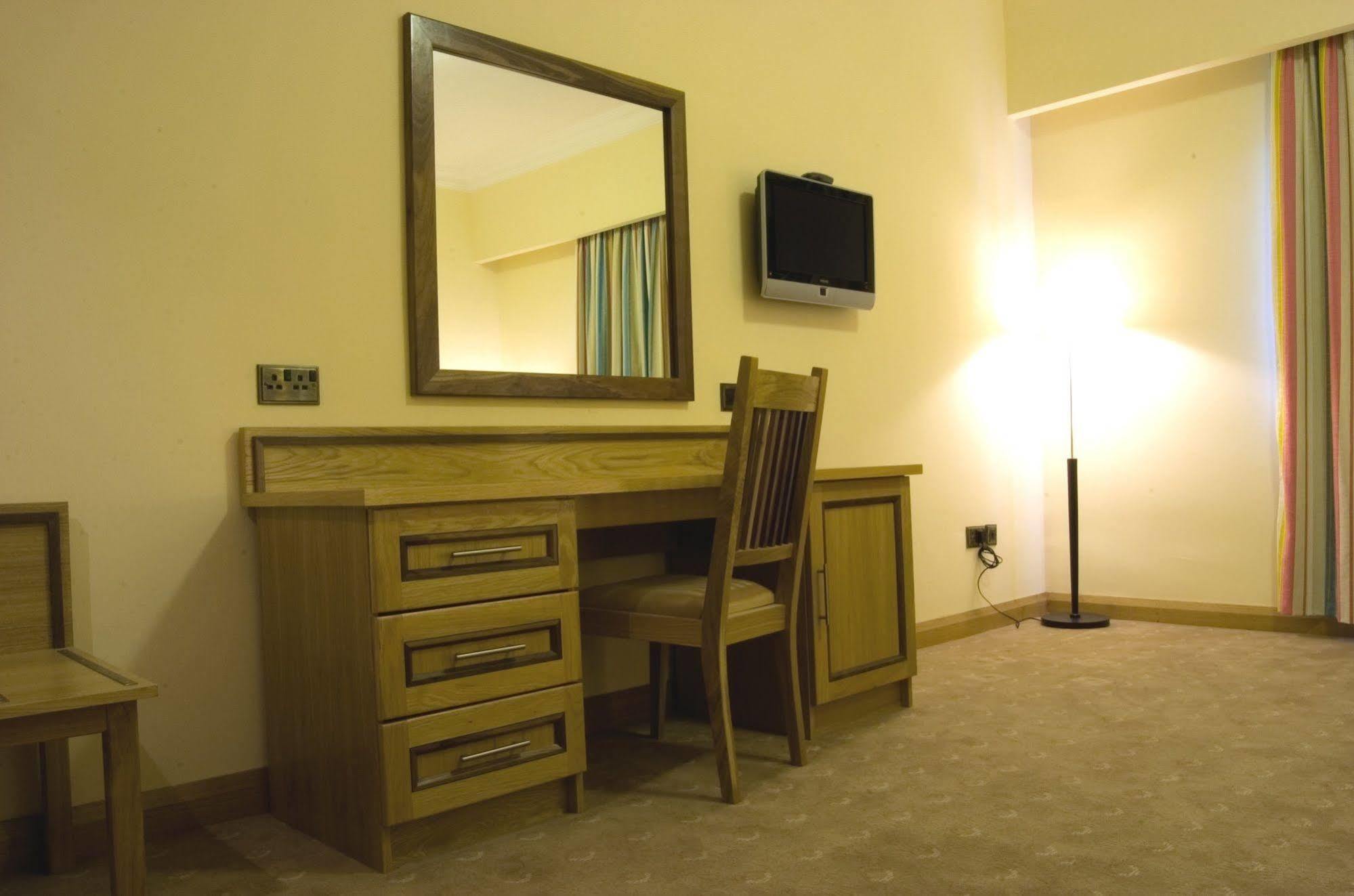 An Grianan Hotel Burt Zewnętrze zdjęcie
