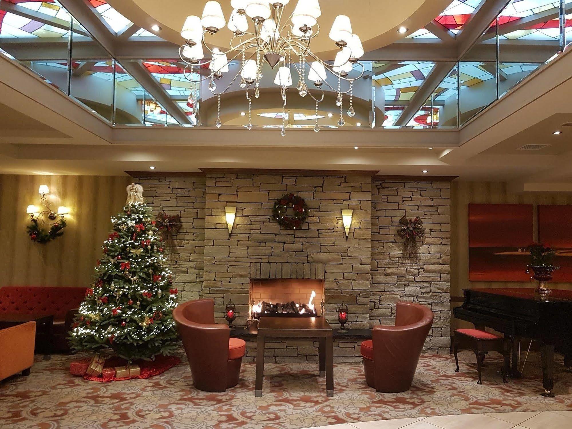 An Grianan Hotel Burt Zewnętrze zdjęcie